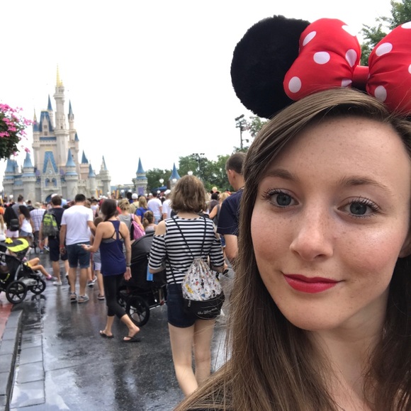 Meet your Posher, Hanna - Picture 1 of 1